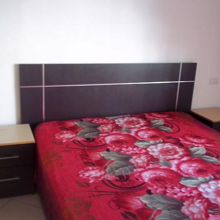 Faik Shehu Apartments Durrës Extérieur photo