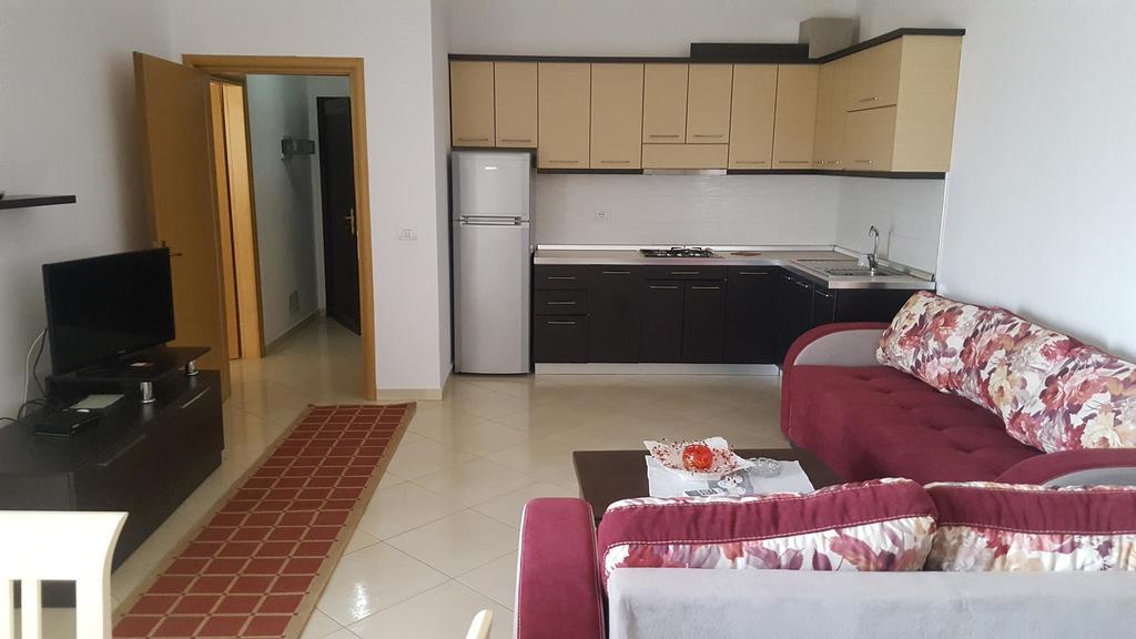 Faik Shehu Apartments Durrës Extérieur photo