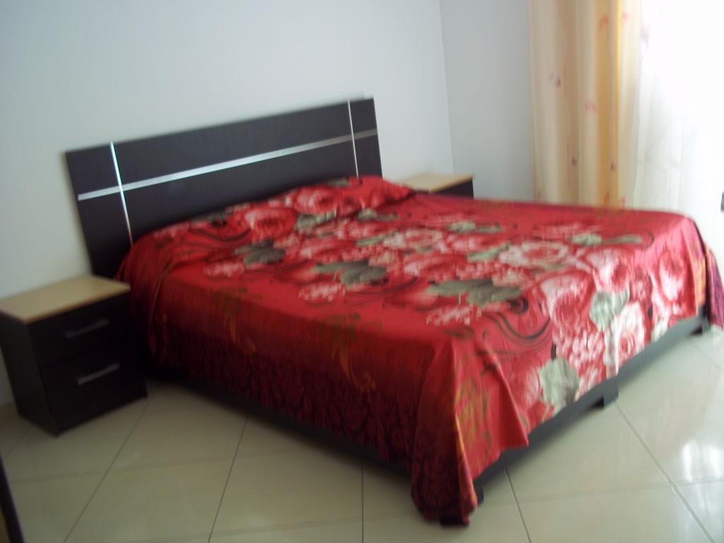 Faik Shehu Apartments Durrës Extérieur photo
