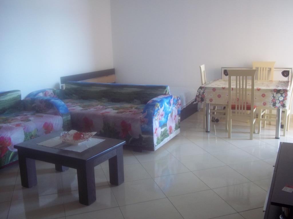 Faik Shehu Apartments Durrës Extérieur photo