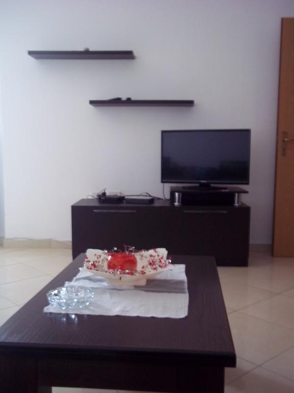 Faik Shehu Apartments Durrës Extérieur photo