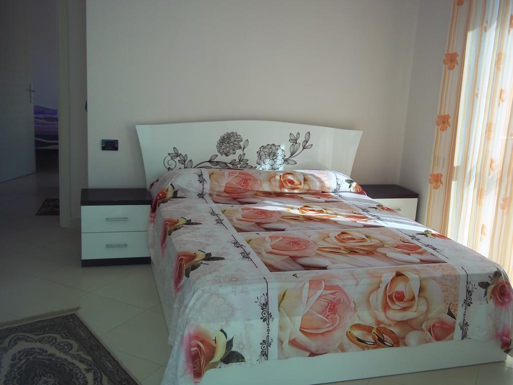 Faik Shehu Apartments Durrës Extérieur photo